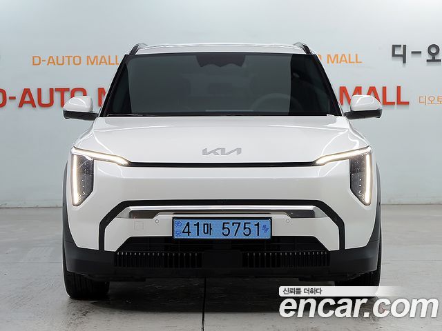Kia EV3 Long Range 2WD Earth - фото 1