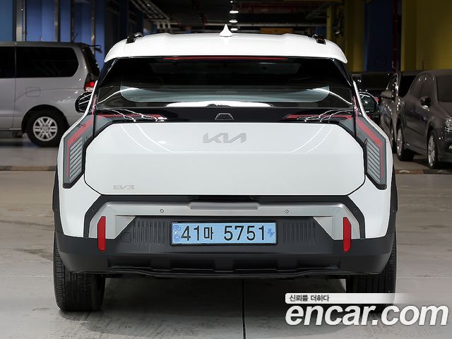Kia EV3 Long Range 2WD Earth - фото 2