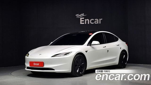Tesla Model 3 Long Range AWD - фото 0