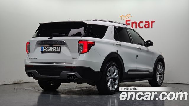 Ford Explorer 6-го поколения 3.0 Platinum 4WD - фото 1