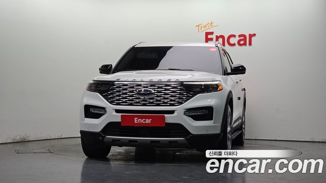Ford Explorer 6-го поколения 3.0 Platinum 4WD - фото 2