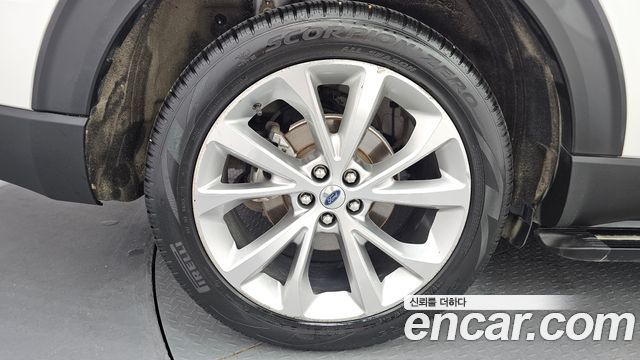Ford Explorer 6-го поколения 3.0 Platinum 4WD - фото 4