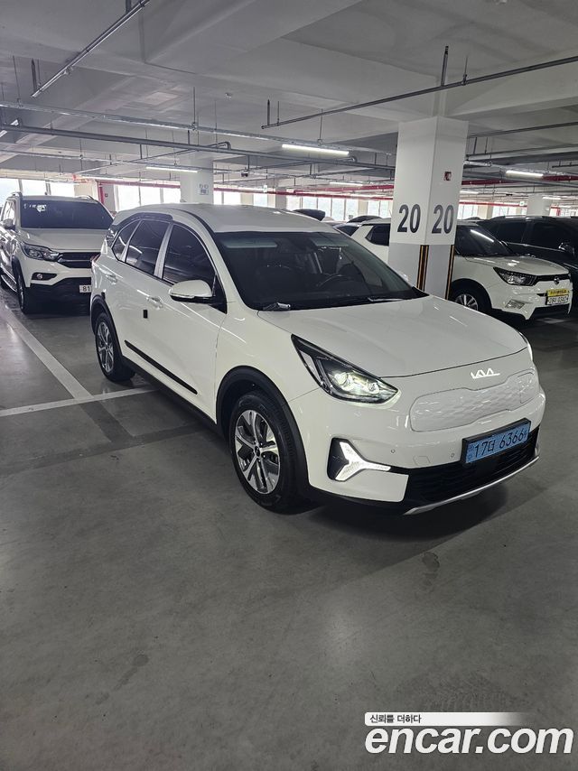 Kia Niro Plus Earth - фото 0