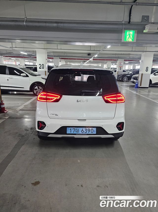 Kia Niro Plus Earth - фото 3