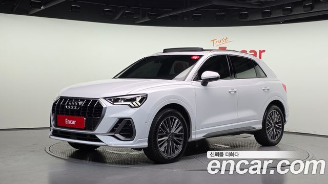 Audi Q3 F3 35 TDI Premium - фото 0