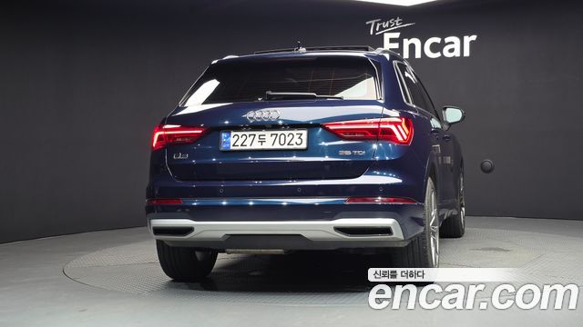 Audi Q3 F3 35 TDI Premium - фото 3