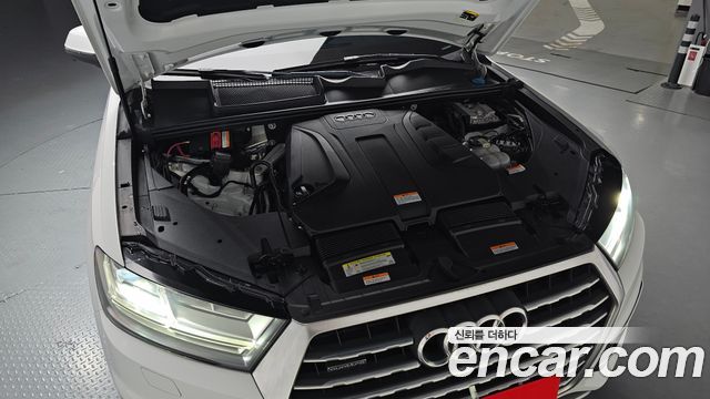 Audi Q7 45 TFSI Quattro - фото 4