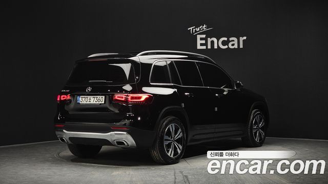 Mercedes-Benz GLB-Class X247 GLB220 - фото 0