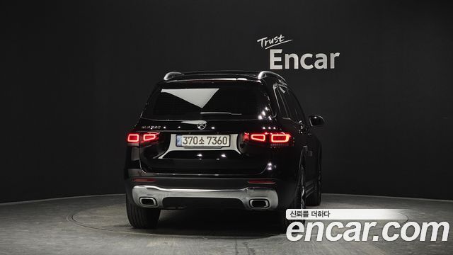 Mercedes-Benz GLB-Class X247 GLB220 - фото 2