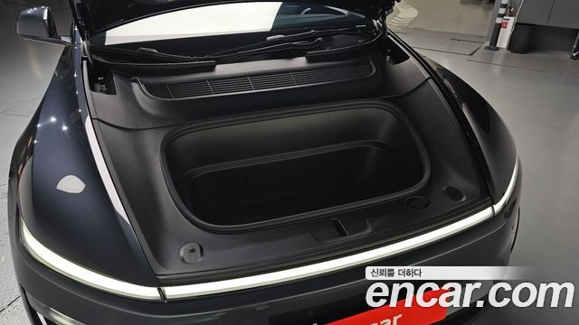 Tesla Model Y RWD - фото 4