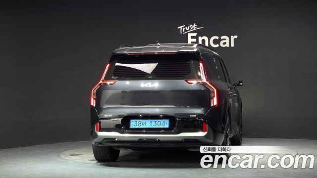 Kia EV9 Long Range 4WD GT Line - фото 3