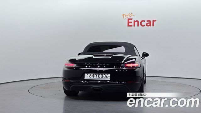 Porsche 718 Boxster 2.0 - фото 2
