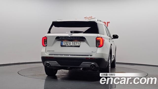 Ford Explorer 6-го поколения 2.3 LimIted 4WD - фото 2