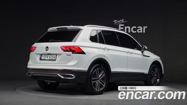 Volkswagen Tiguan 2-го поколения 2.0 TDI 4Motion Prestige - фото 1