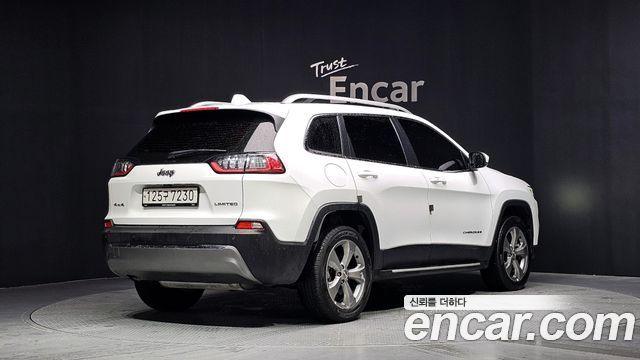 Jeep Cherokee KL 2.4 Limited AWD - фото 1