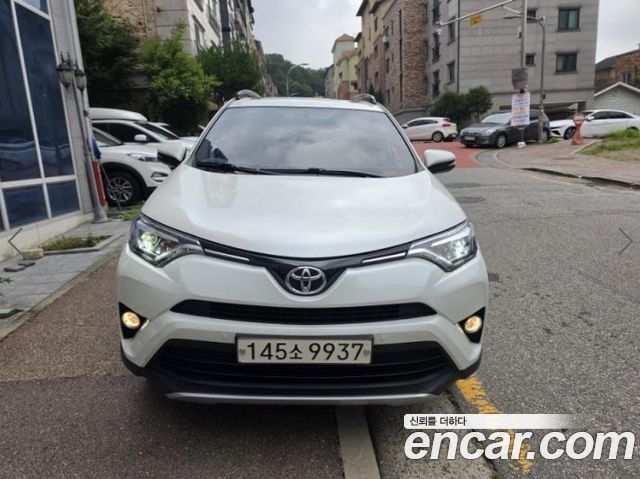 Toyota RAV4 2.5 2WD 4th - фото 0