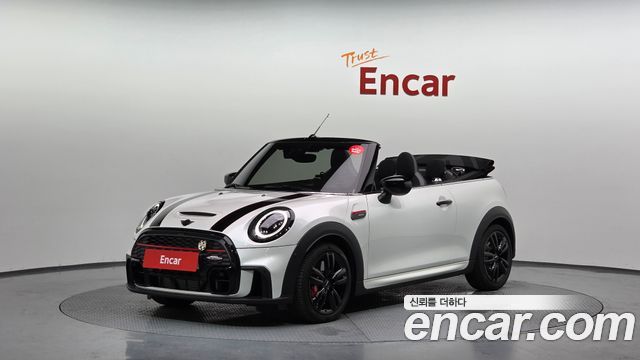Mini Cooper Convertible S JCW 3rd - фото 0