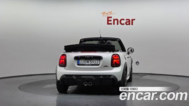 Mini Cooper Convertible S JCW 3rd - фото 3