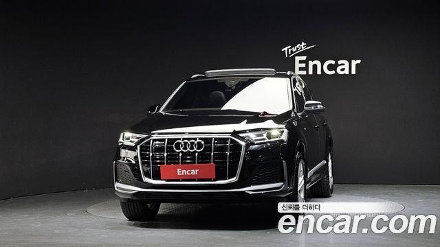 Audi Q7 45 TDI Quattro Premium - фото 1