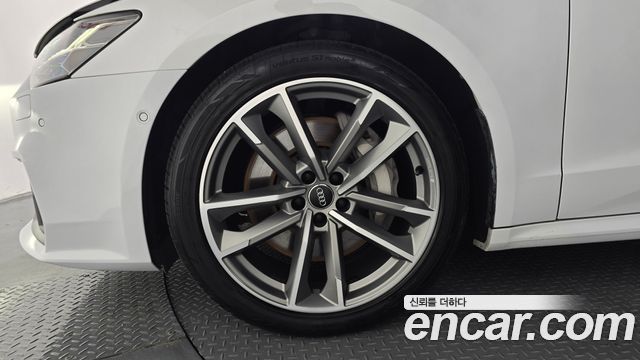 Audi A7 55 TFSI Quattro Premium - фото 4