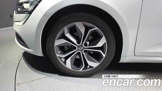 Renault Samsung SM6 2.0 GDe LE - фото 4