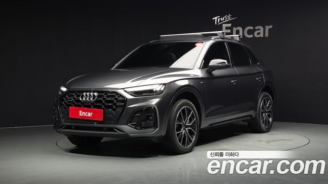 Audi Q5 FY 45 TFSI Quattro Premium - фото 0
