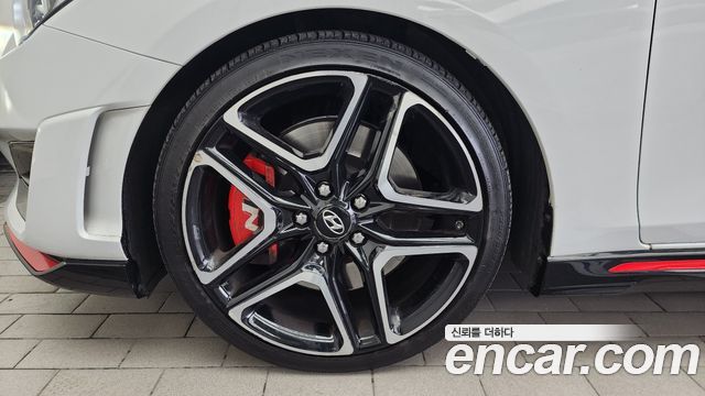 Hyundai Veloster JS 2.0 N - фото 4