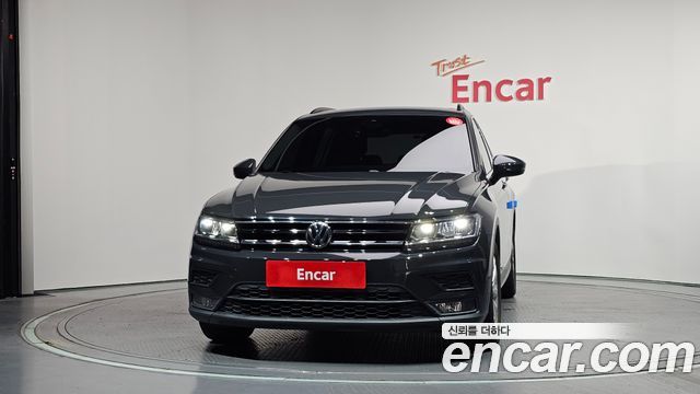 Volkswagen Tiguan 2-го поколения 2.0 TDI - фото 2
