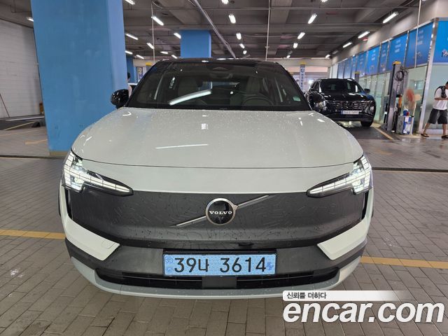 Volvo EX30 Cross Country Performance Ultra - фото 1