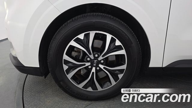Kia Carnival 4-го поколения 9-Seater Prestige - фото 4