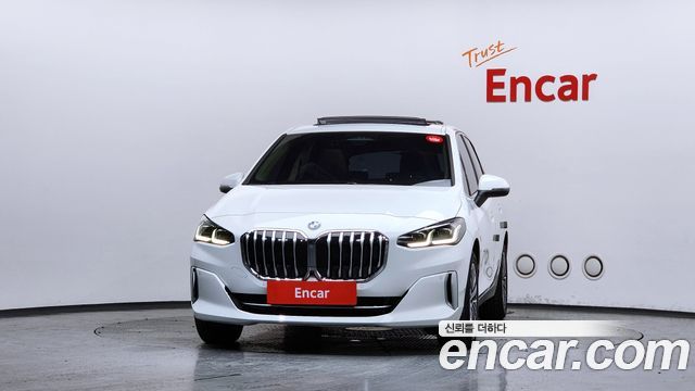 BMW 2 Series Active Tourer U06 220i Luxury - фото 2