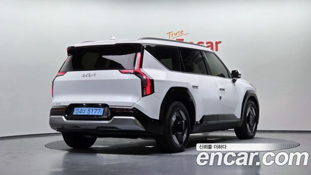 Kia EV9 Long Range 2WD Earth - фото 1