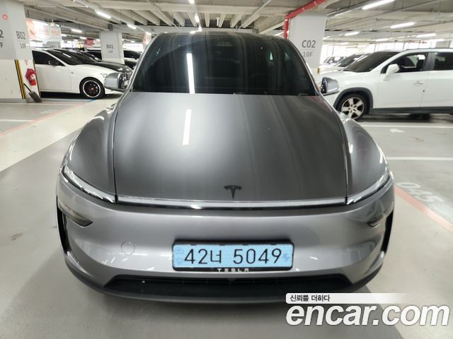 Tesla Model Y Long Range Launch Edition AWD - фото 1
