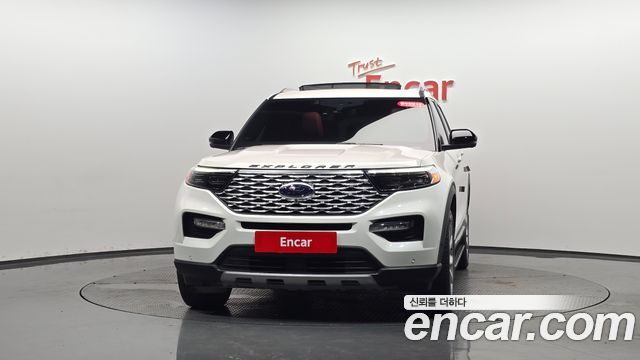 Ford Explorer 6-го поколения 3.0 Platinum 4WD - фото 1