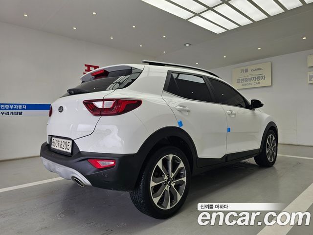 Kia Stonic 1.4 Trendy - фото 1