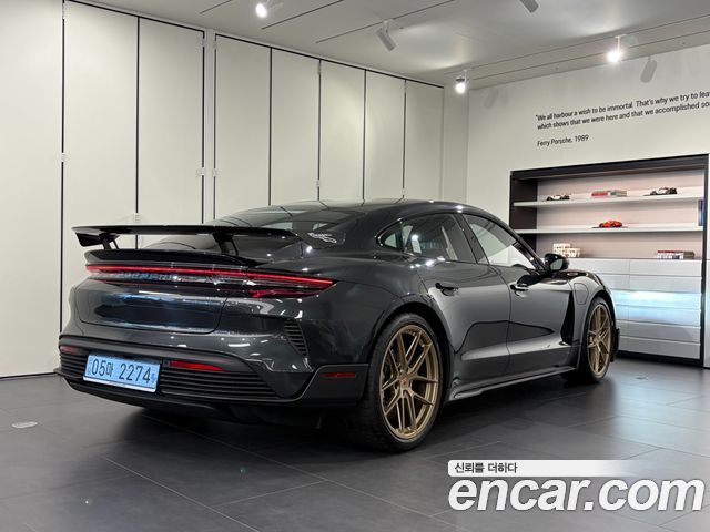 Porsche Taycan Turbo GT Weissach pack - фото 1