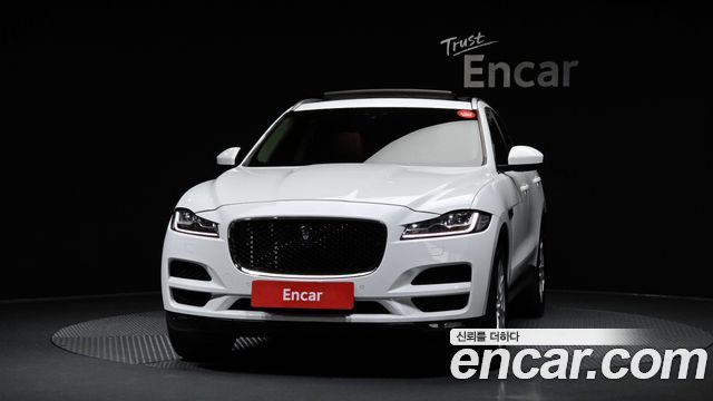 Jaguar F-PACE 20d Portfolio - фото 2