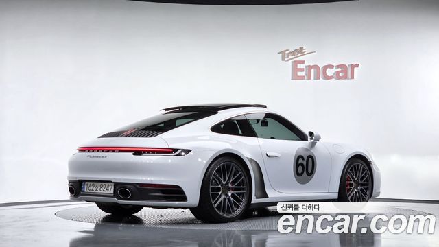 Porsche 911 Carrera 4S - фото 0