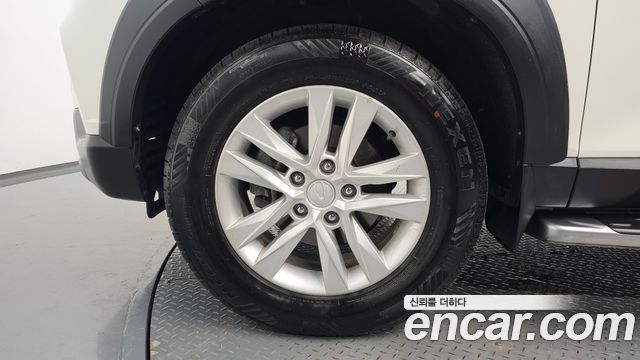 SsangYong Rexton Sports Khan Diesel 2.2 4WD Professional X (5-Link) - фото 3