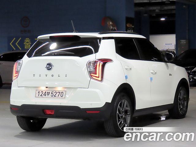 SsangYong Tivoli Gasoline 1.5 2WD V3 - фото 1