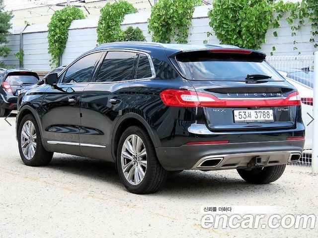 Lincoln MKX 2-го поколения 2.7 2WD - фото 2