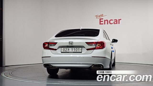 Honda Accord 10-го поколения 1.5 Turbo - фото 3