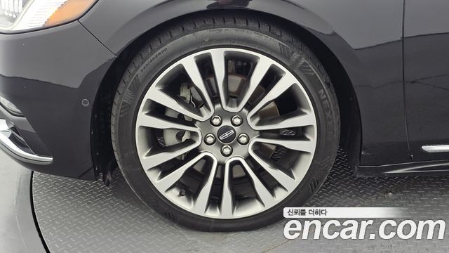 Lincoln Continental 10-го поколения 3.0 AWD - фото 4
