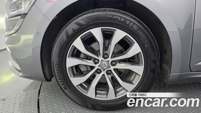 Renault Samsung SM6 New 1.3 TCe Feel - фото 4
