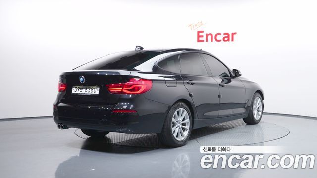 BMW Gran Turismo F34 GT 320d xDrive - фото 1