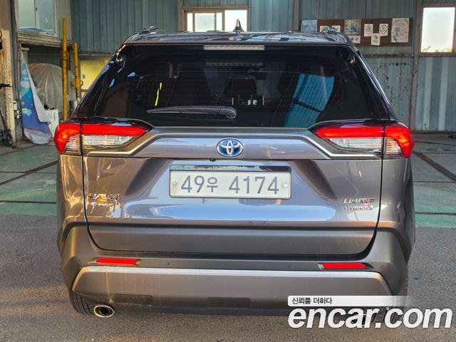 Toyota RAV4 5-го поколения 2.5 4WD Hybrid - фото 4