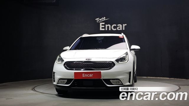 Kia Niro Noblesse - фото 2