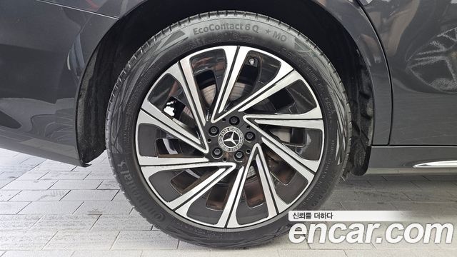 Mercedes-Benz E-Class W214 E300 4MATIC Exclusive - фото 4