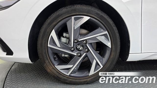 Hyundai Avante New CN7 1.6 Inspiration - фото 4
