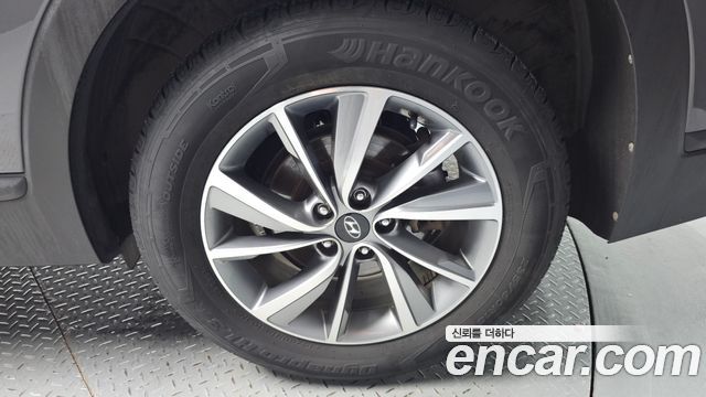 Hyundai Santafe TM Diesel 2.0 2WD Exclusive - фото 4